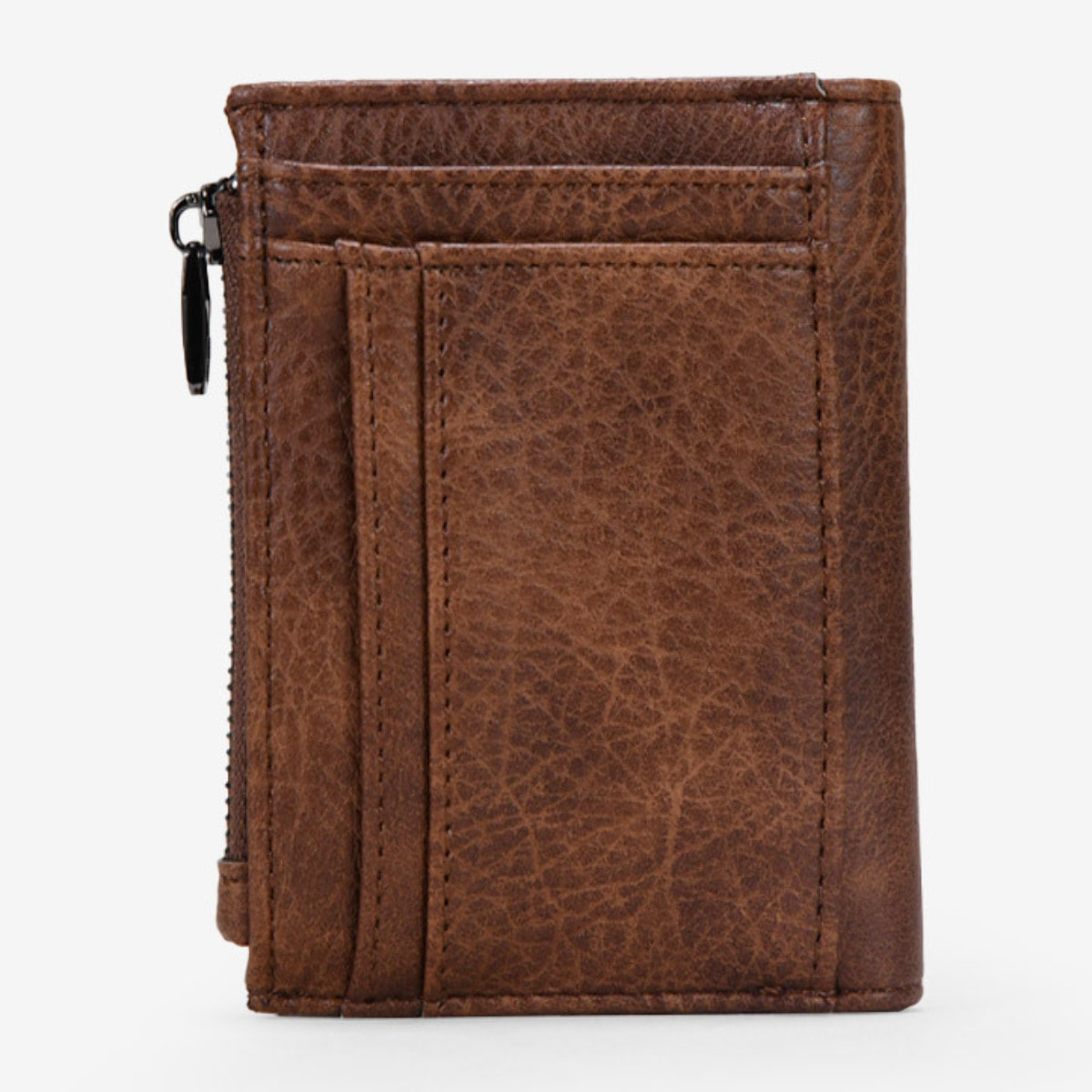 Billetero pequeño marrón con logo en tachas