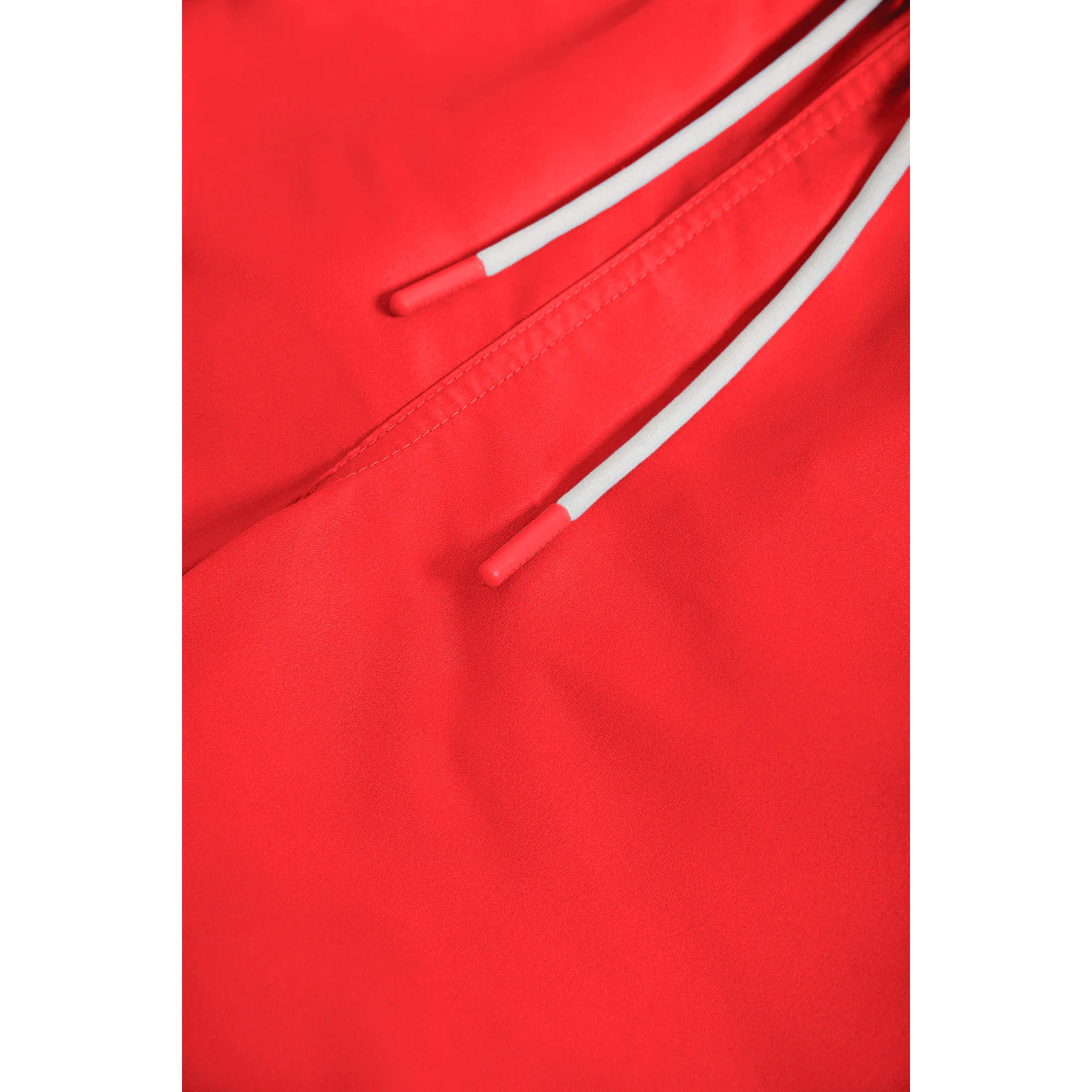 Costume rosso con particolare Polo Club