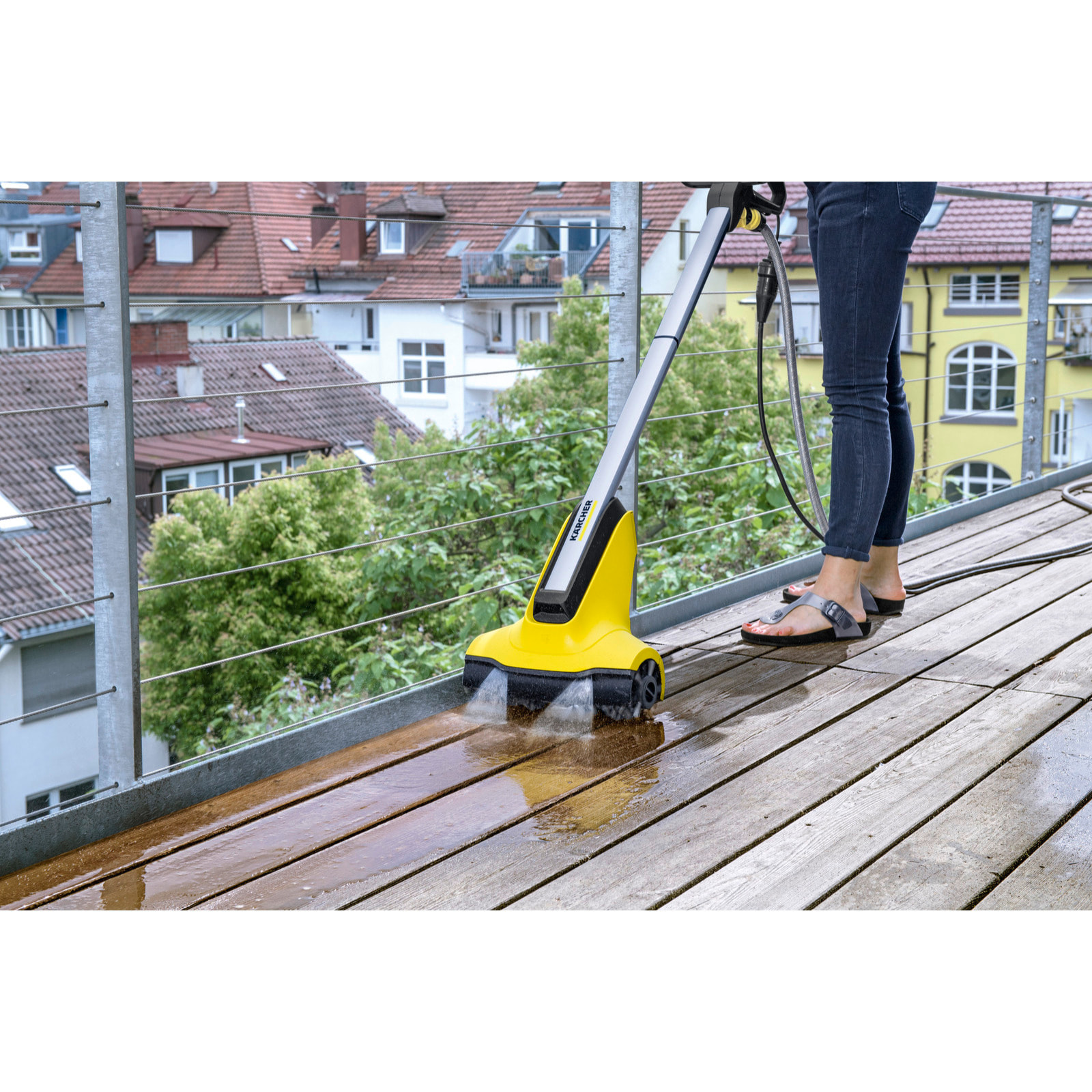 Nettoyeur de terrasses Karcher PCL 4 *EU - Largeur de travail 320 mm- Débit 180 l/h