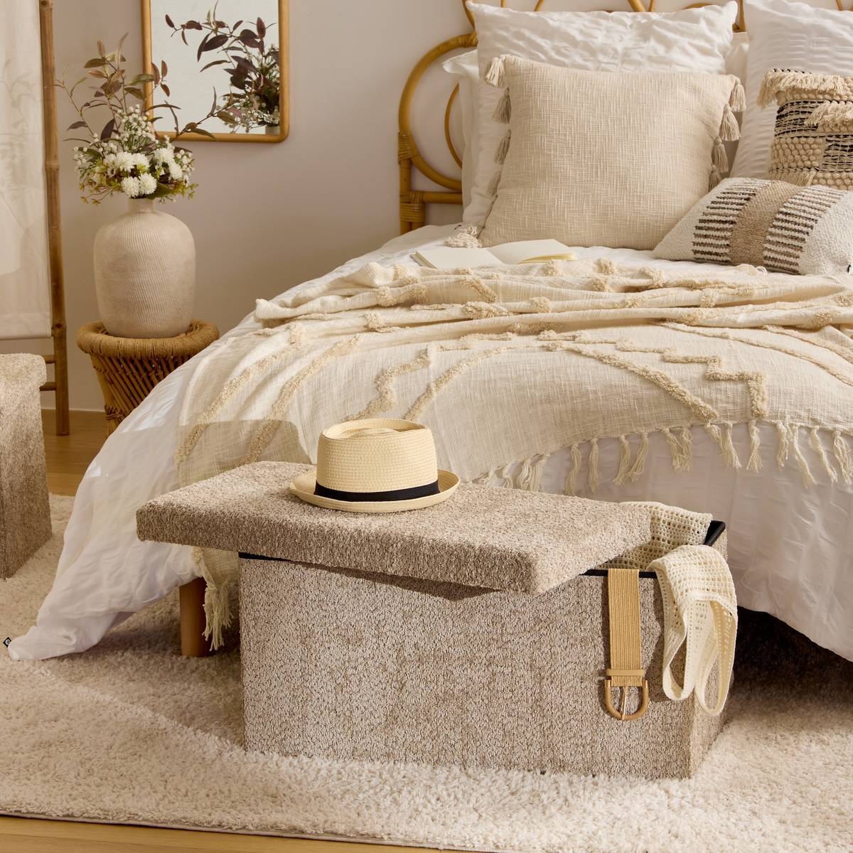 Pouf Pliable Coffre Soana en Bouclette Beige foncé 76x38cm