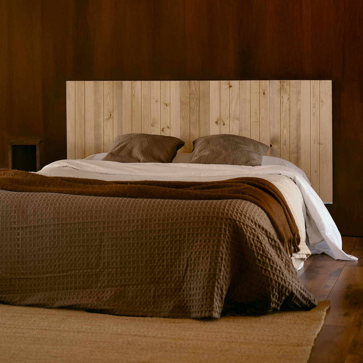 Cabecero de madera maciza en tono natural de varias medidas