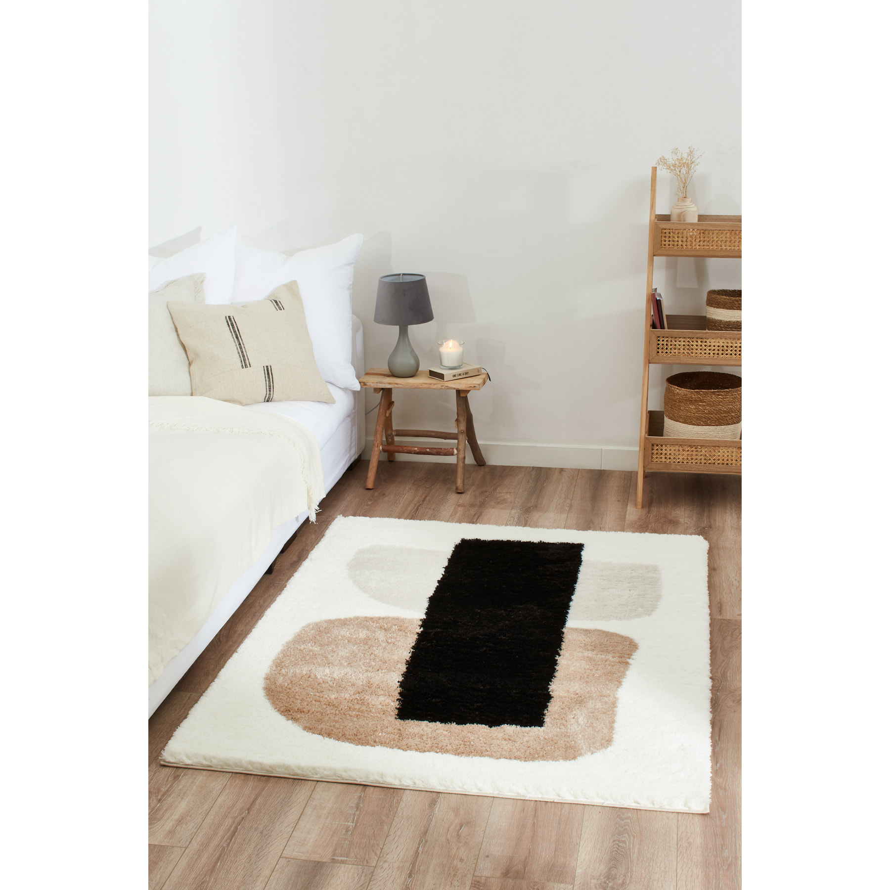 KARENA - Tapis moderne design géométrique en polypropylène