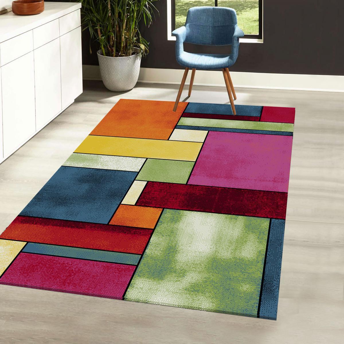 Tapis coloré Tuho aux motifs géométriques