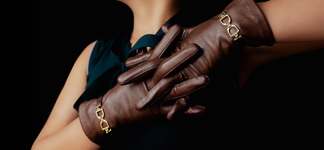 GLOVE STORY à bas prix chez VEEPEE