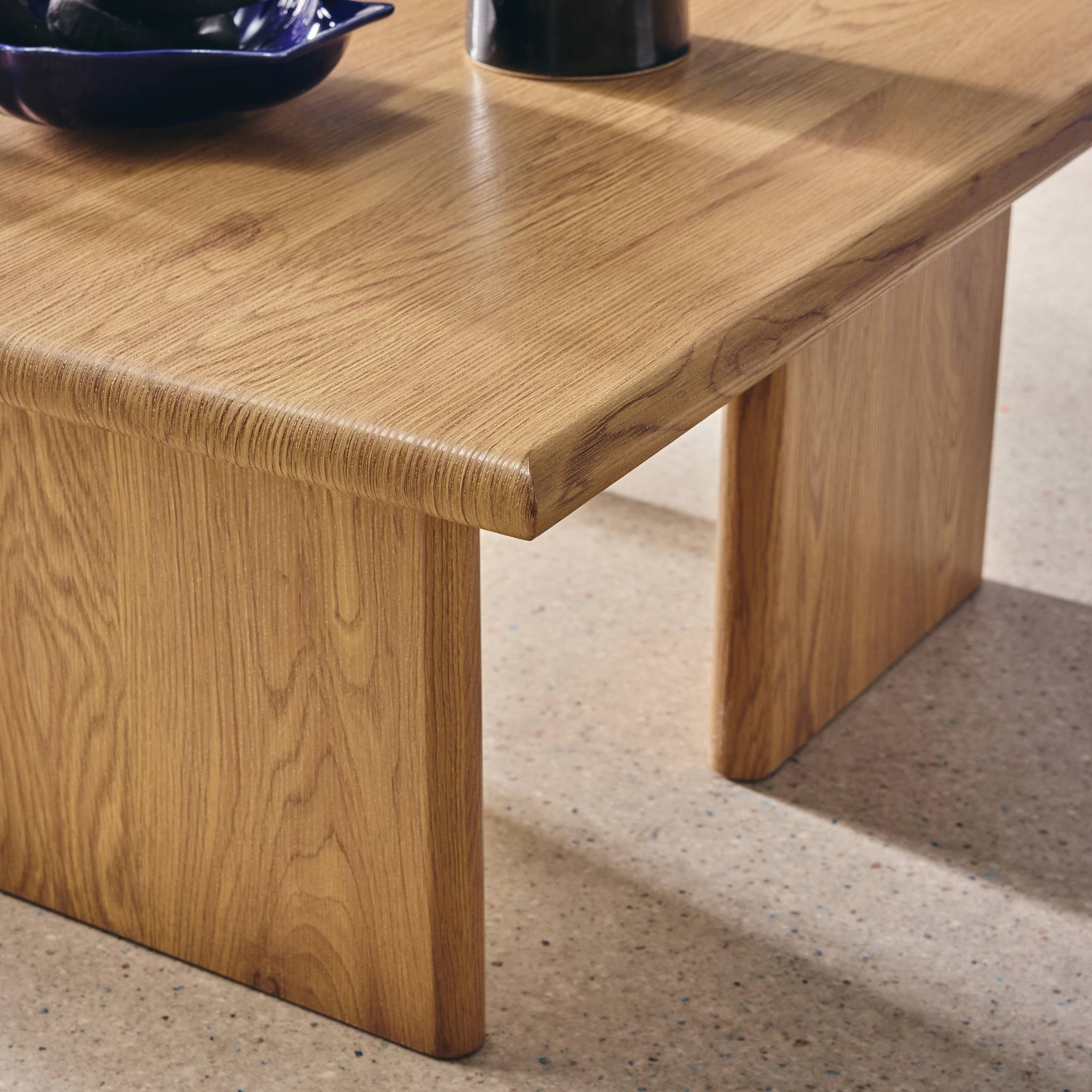 Table basse carré effet chêne