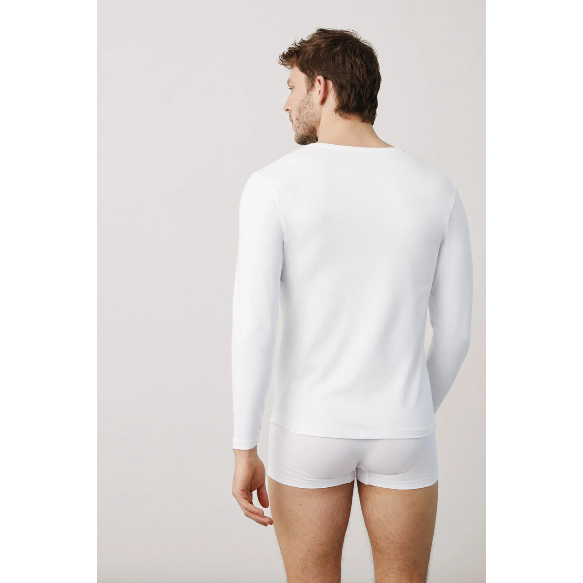 Maglietta bianca a maniche lunghe in cotone