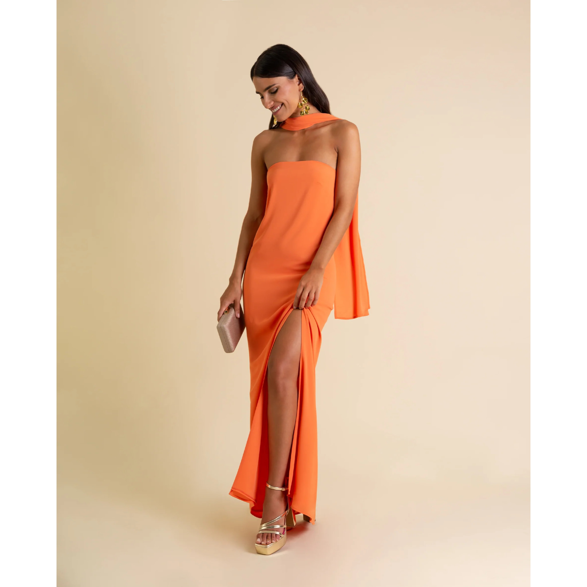Vestido midi palabra de honor con foulard