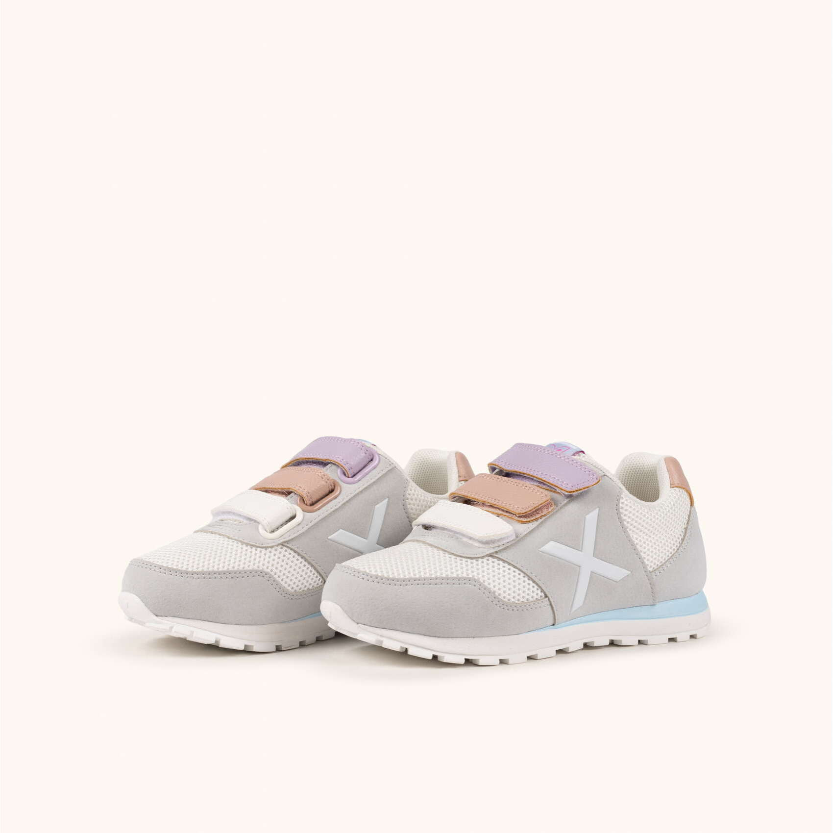 MUNICH DASH KID VCO 2.0 175 Zapatilla Retro Running Infantil Gris con Triple Velcro Pastel y Detalles Azules y Rosas