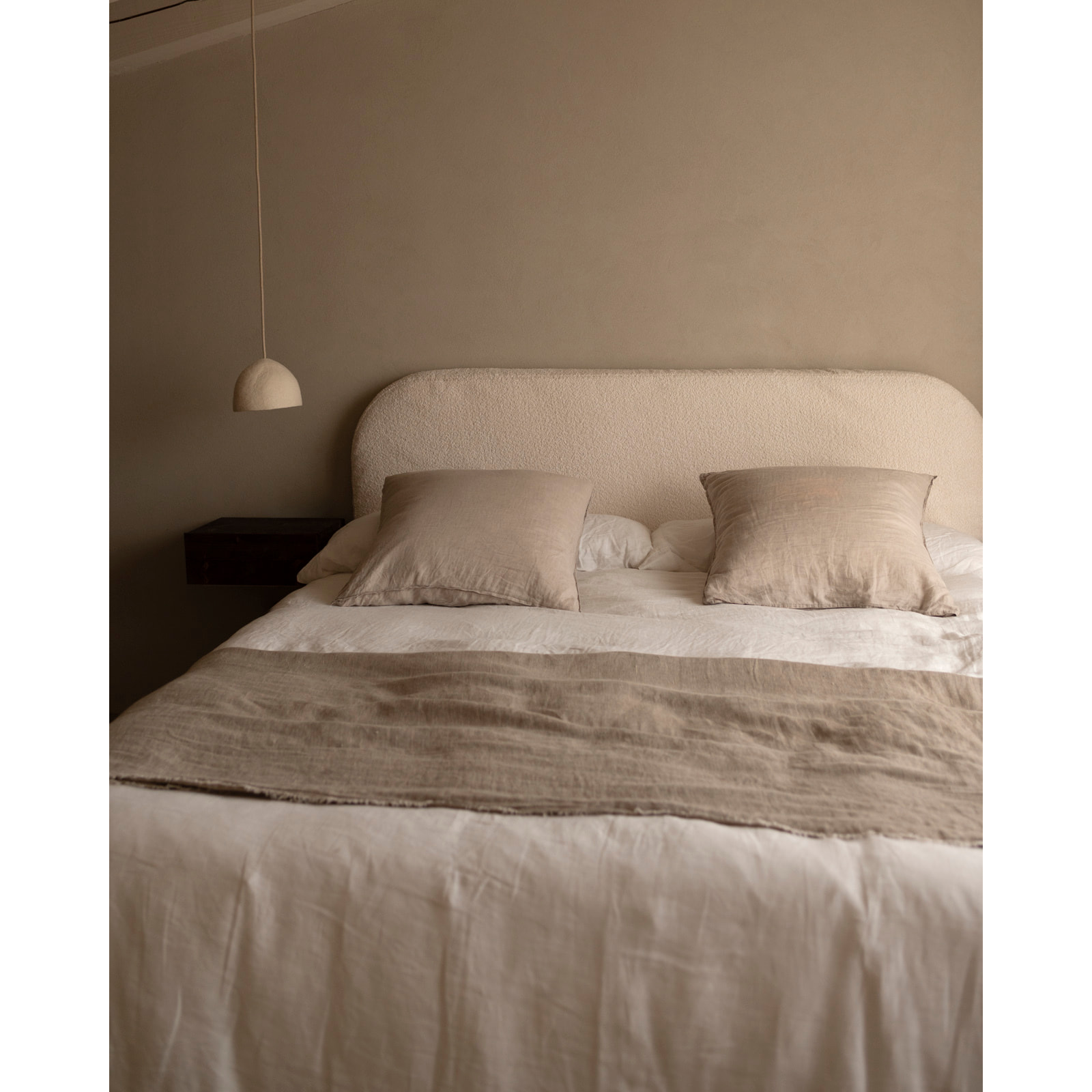 Tête de lit déhoussable en bouclé blanc en différentes tailles