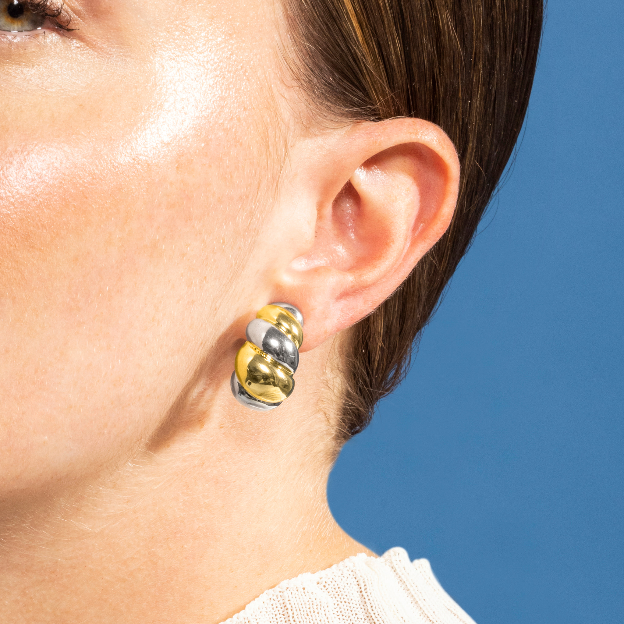Pendientes acabados en oro rosa de 18K