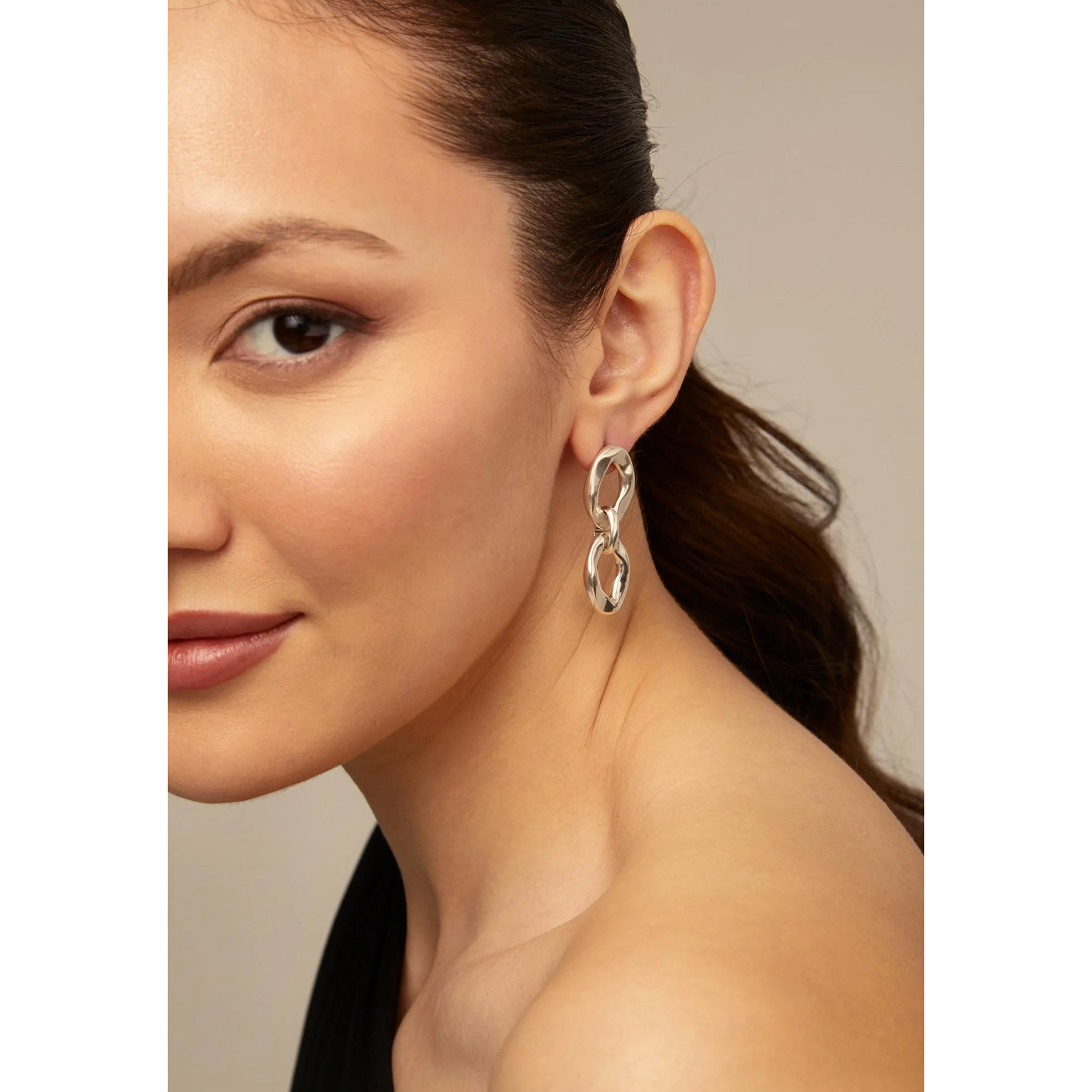 Pendiente Groovy PLATEADO U