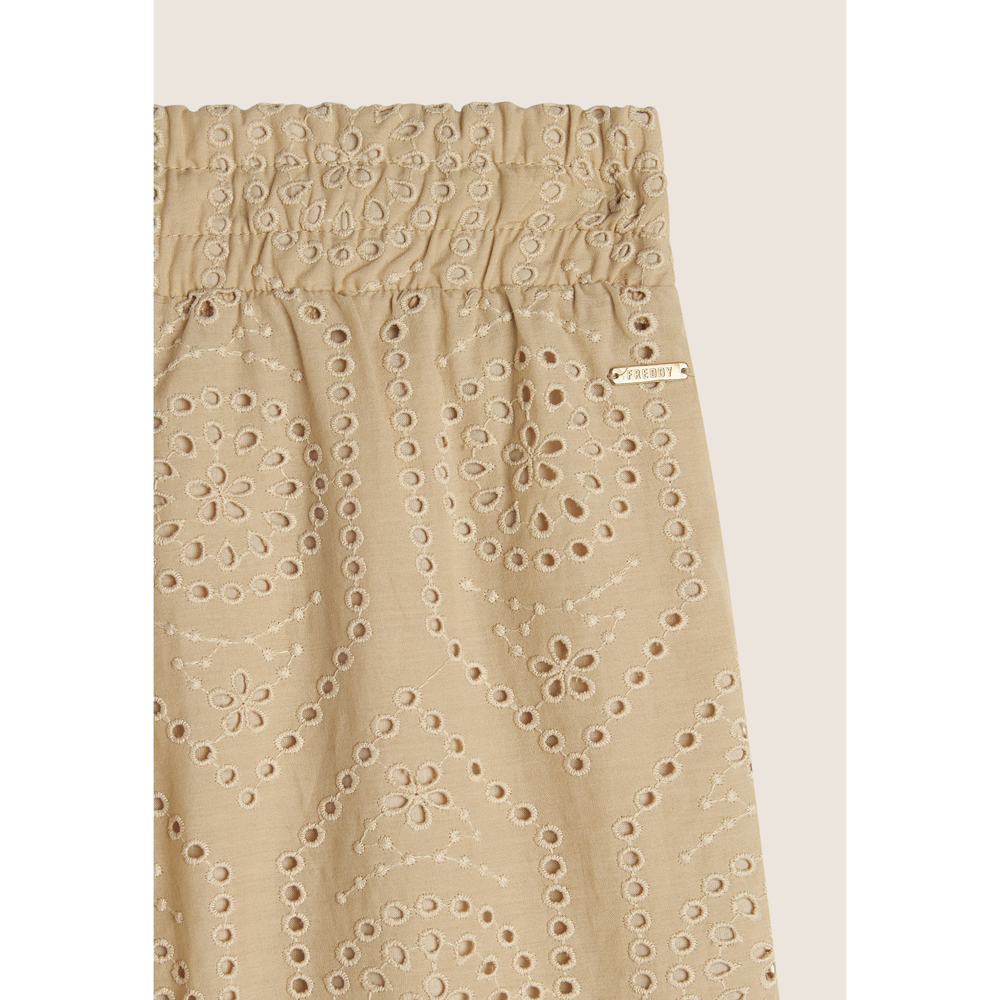 Pantaloni corti in mussola con dettagli Sangallo