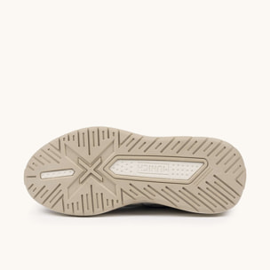 Zapatilla de Silueta Dinámica en Tonos Neutros y Melocotón MUNICH NEXA WMN 22