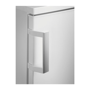 AEG Frigorífico 1 puerta de libre instalación de 845 mm RTB411E1AW