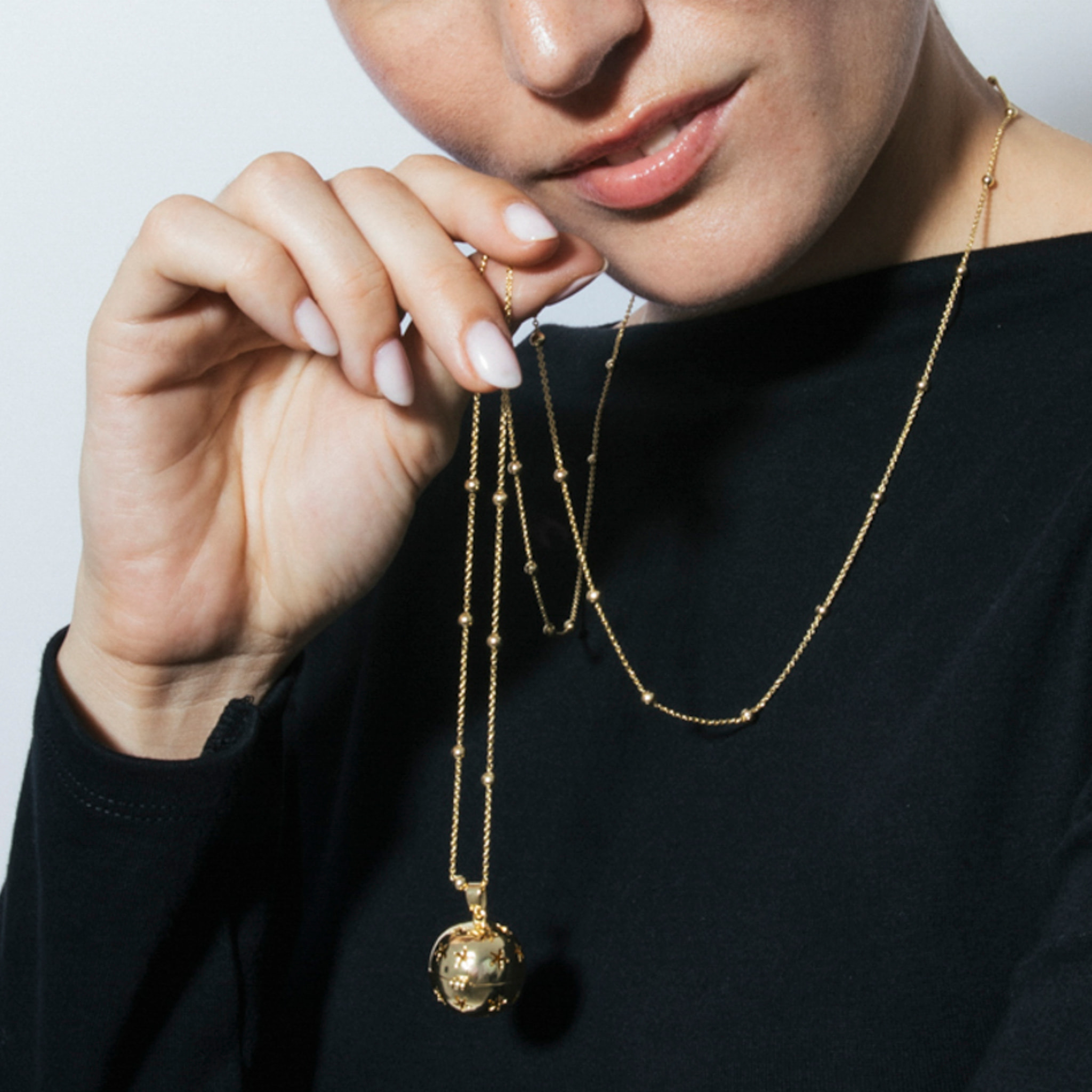 Llamador de ángeles Yebah acabado oro amarillo 18k