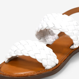 Sandalias blancas trenzadas