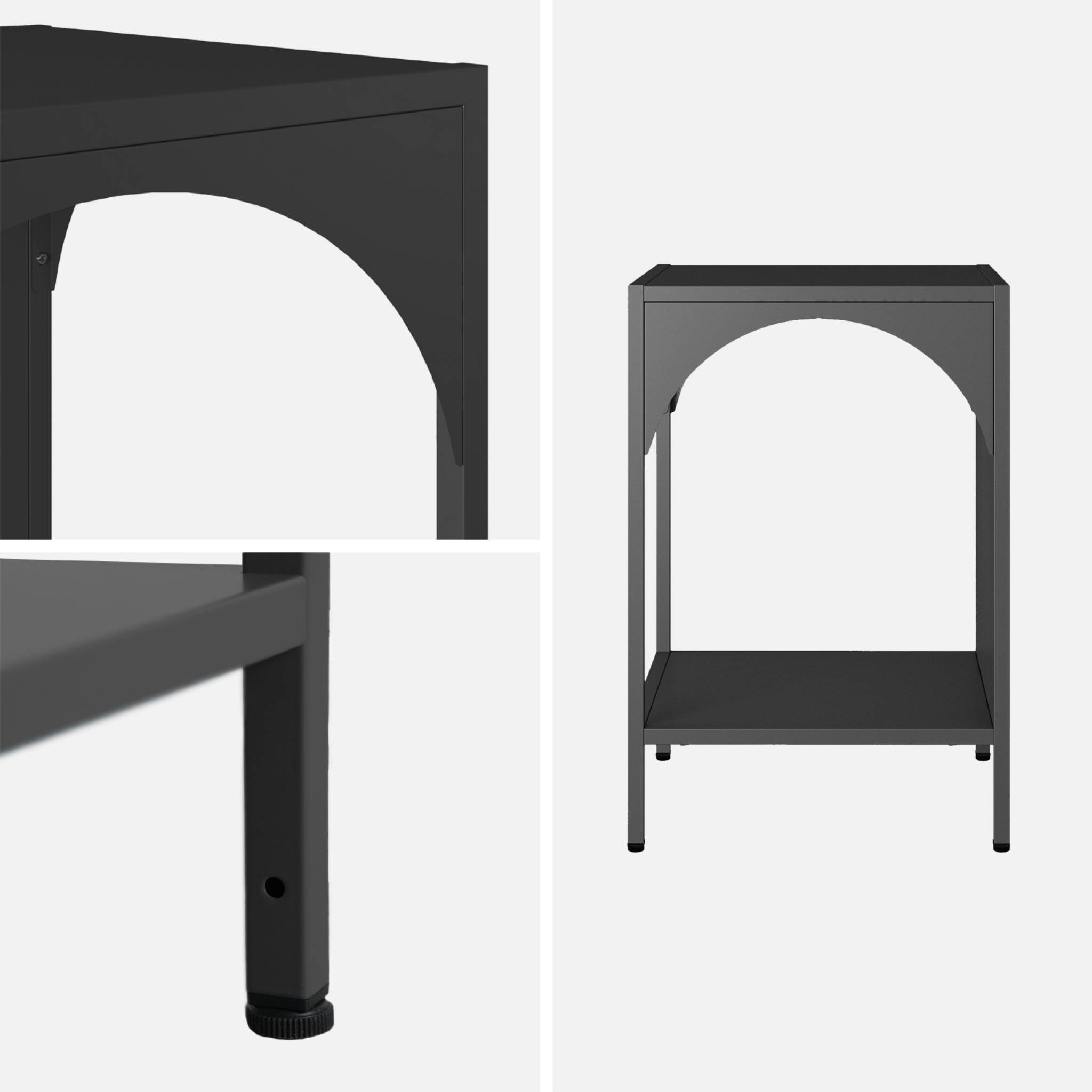 Table de chevet. table d'appoint en acier noir