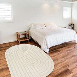 Tapis tendance ton sur ton aux motifs simples et à la forme originale