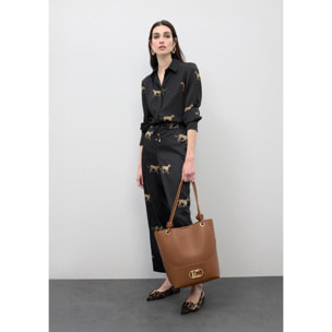 Pantaloni a pieghe in raso con stampa leopardata