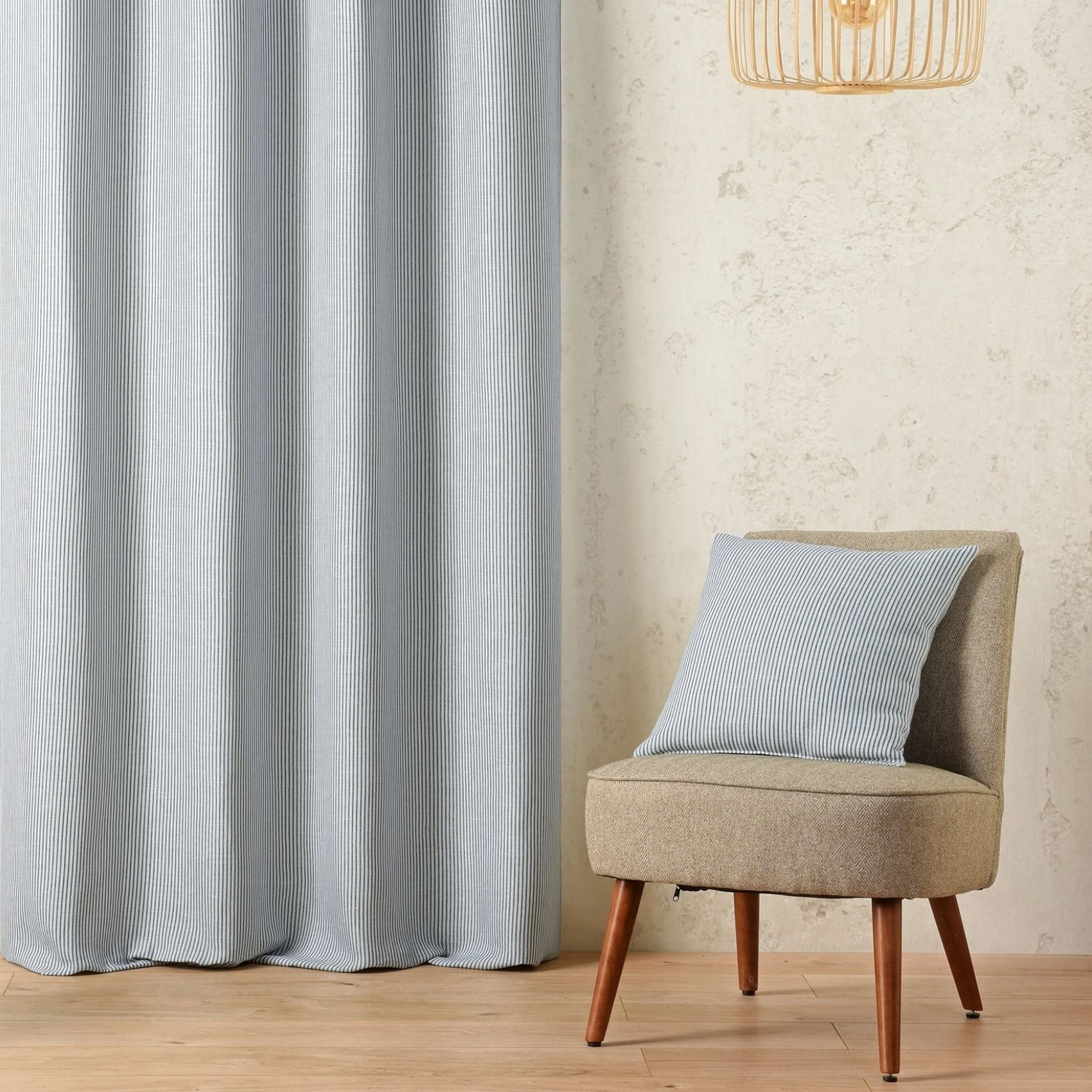 Coussin rayé style bord de mer - Bleu
