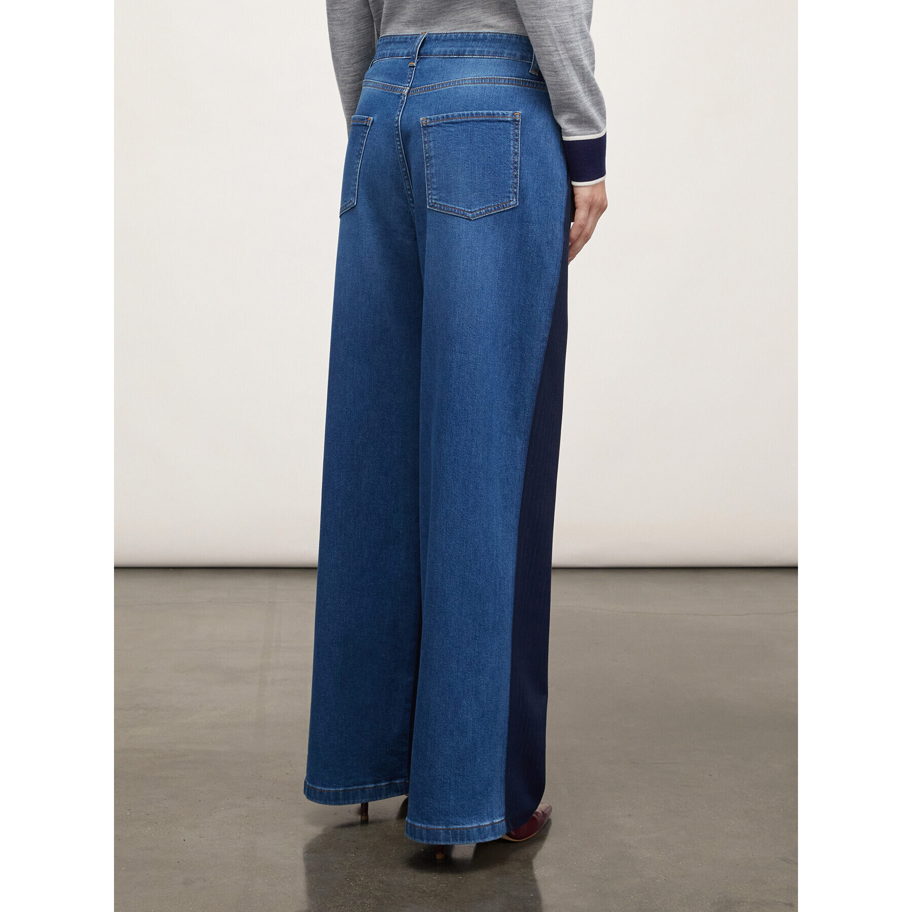 Motivi - Pantalón modelo palazzo estampado de raya diplomática y aplicación de tejido vaquero - Azul