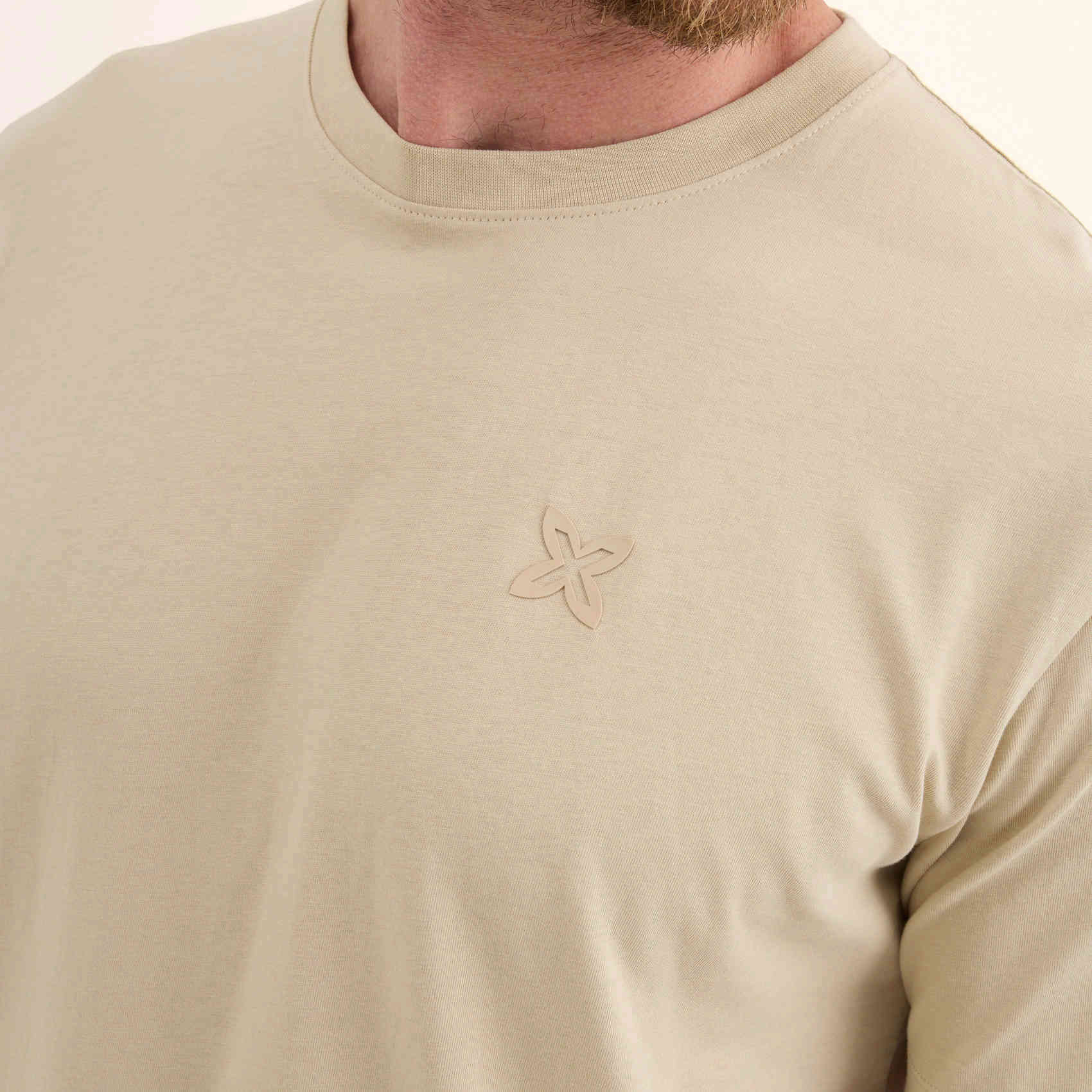Camiseta Básica Algodón Orgánico Arena ESSENTIALS T-SHIRT SAND