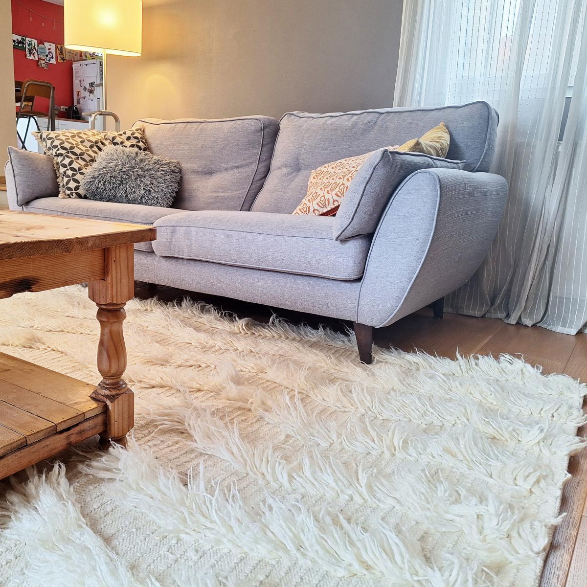 Tapis Nehi tissé main en coton hypoallergénique beige