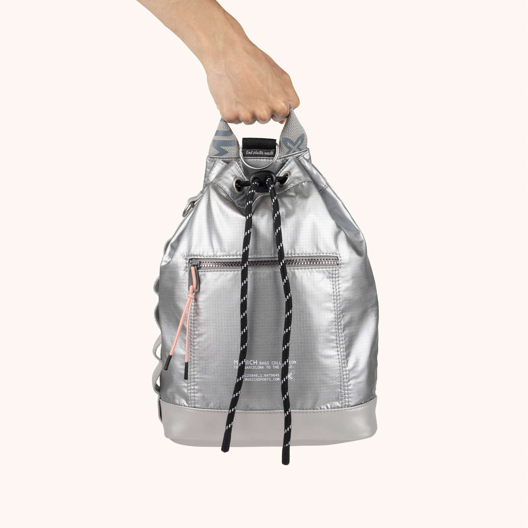 Mochila Saco Adaptable Metalizada en Poliamida Reciclada DEEP RECYCLED DRAWSTRING BACKPACK PLATA
