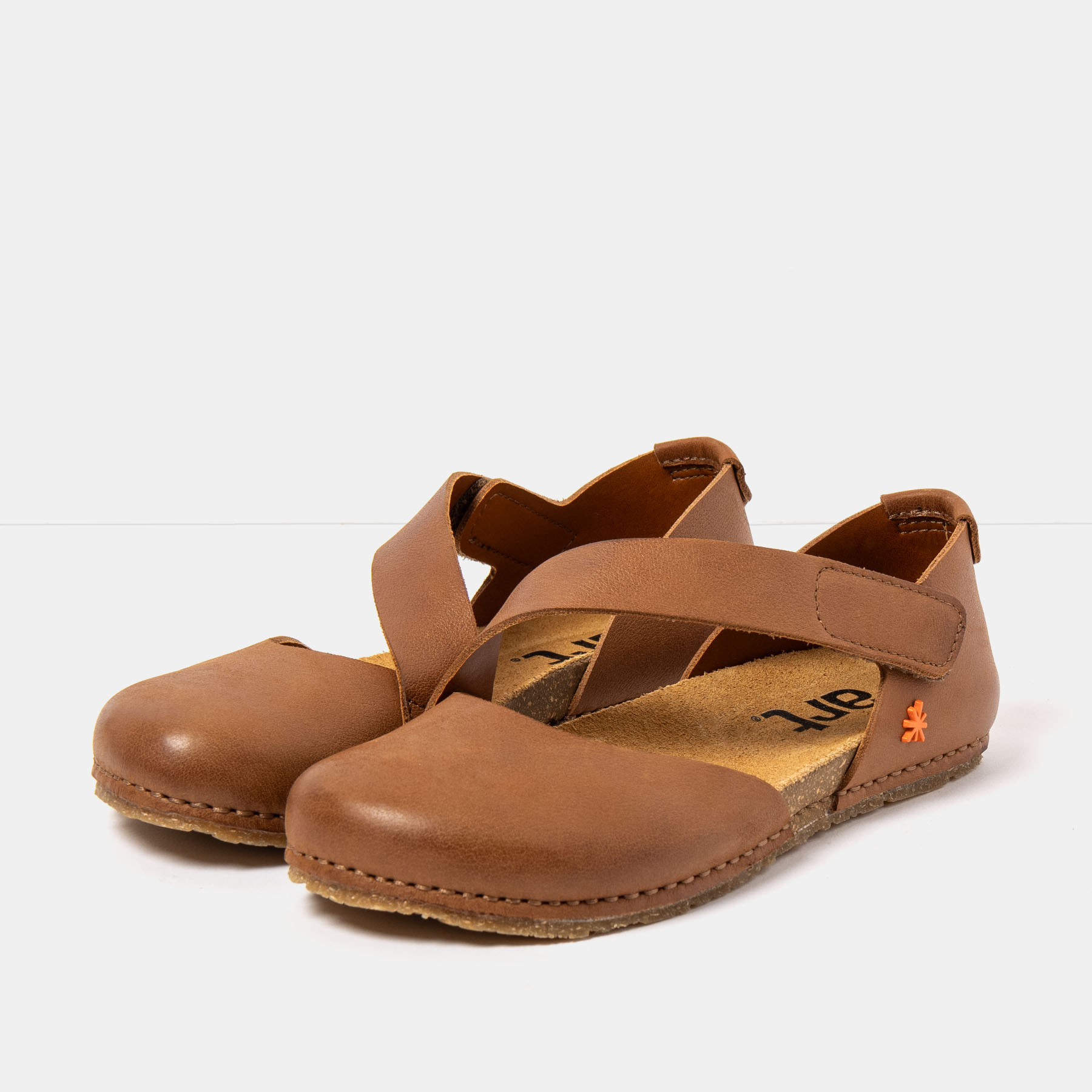 Sandalias 0384 ROMA CUERO/ CRETA color Cuero