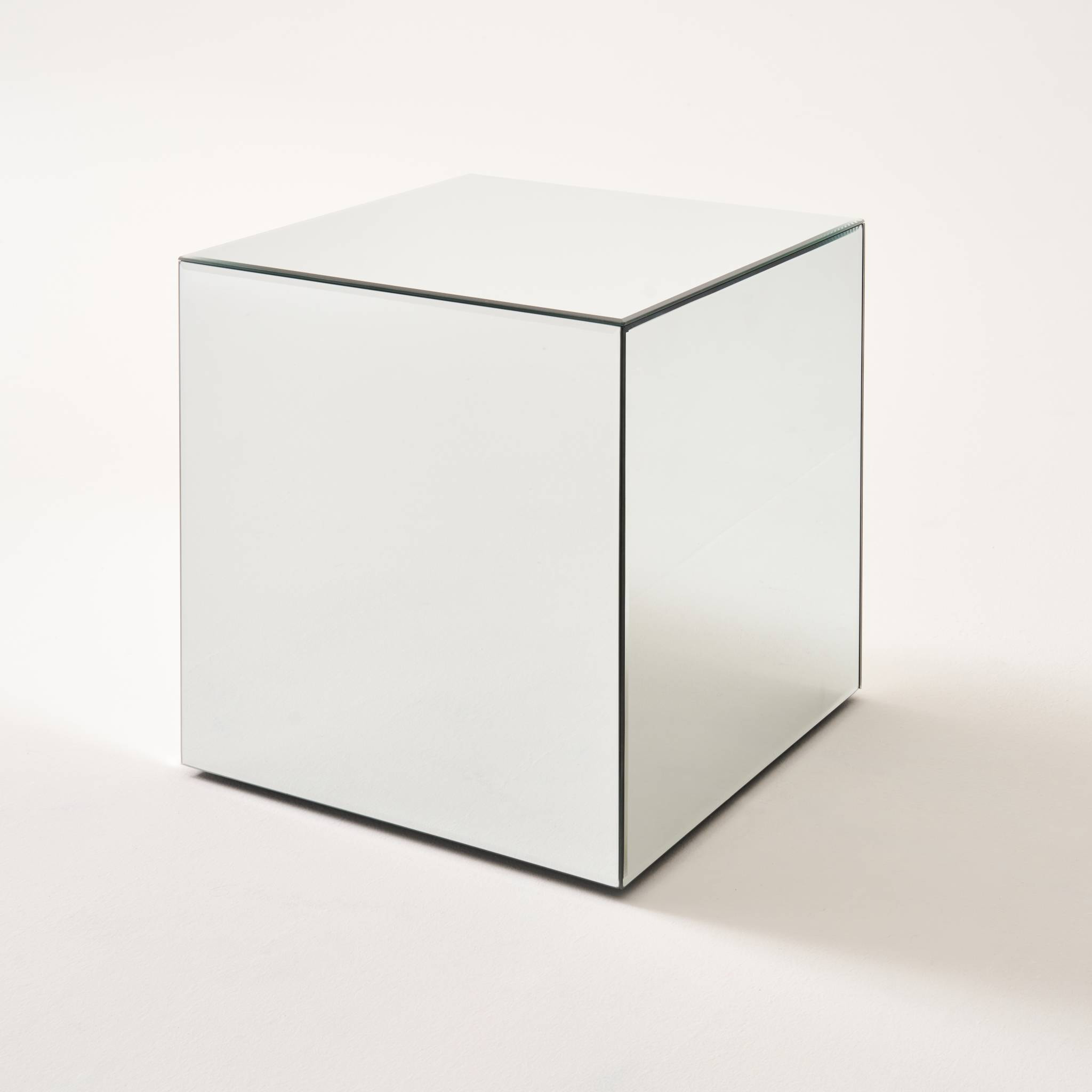 Table cubique miroir transparent. bout de canapé. table d'appoint cube miroir 30cm