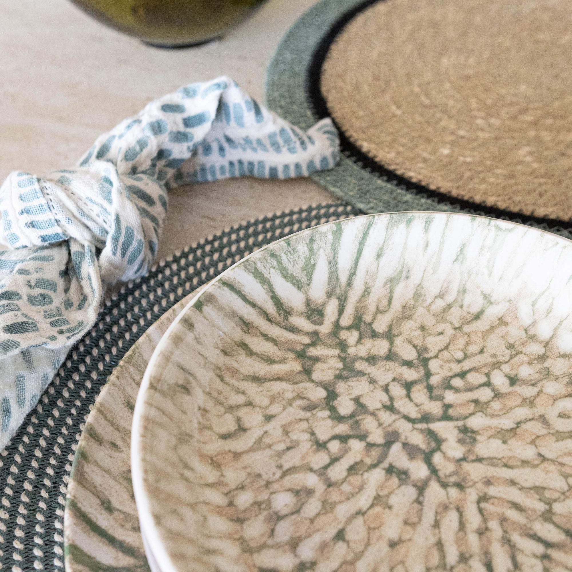 Lot de 6 assiettes à dessert vertes en grès 20cm  JADE