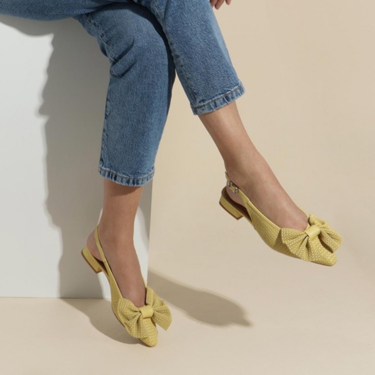 BAILARINAS AMARILLAS BRO5258