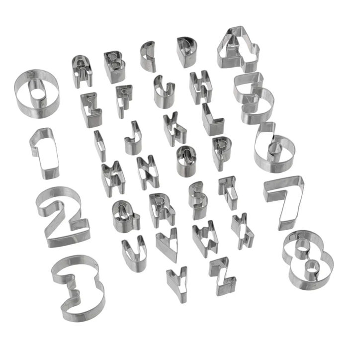 Lot de 30 emporte-pièces chiffres/lettres