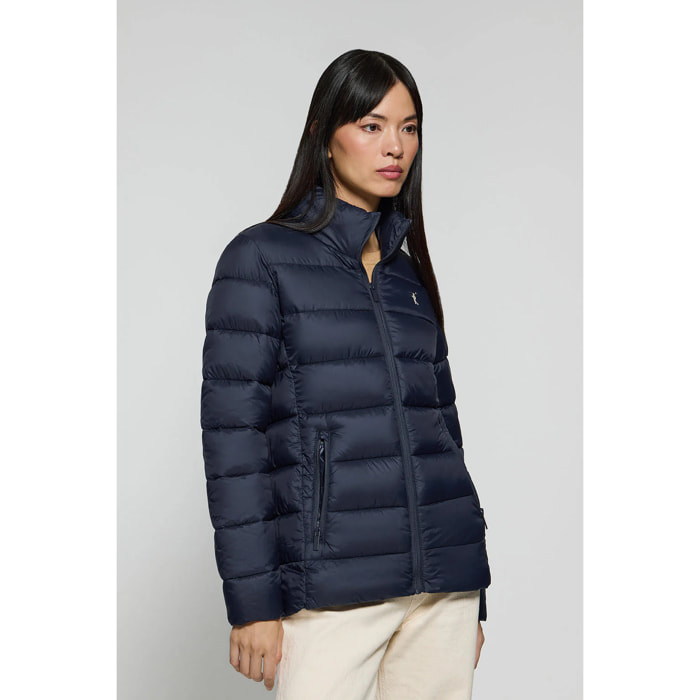 Chaqueta ultralight Susanne azul marino con bordado Rigby Go