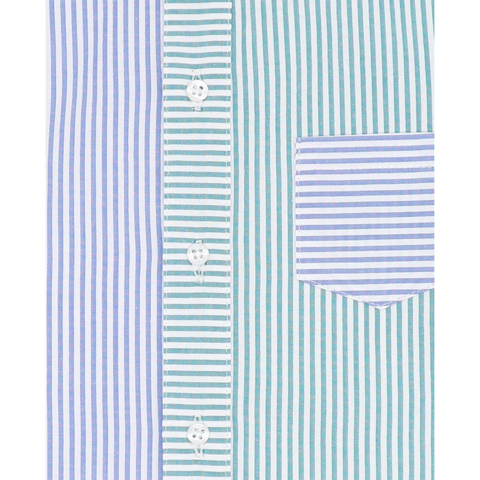 Camisa de manga larga, estampado combinado de rayas azules y rayas verdes. Cuello mao y bolsillo.