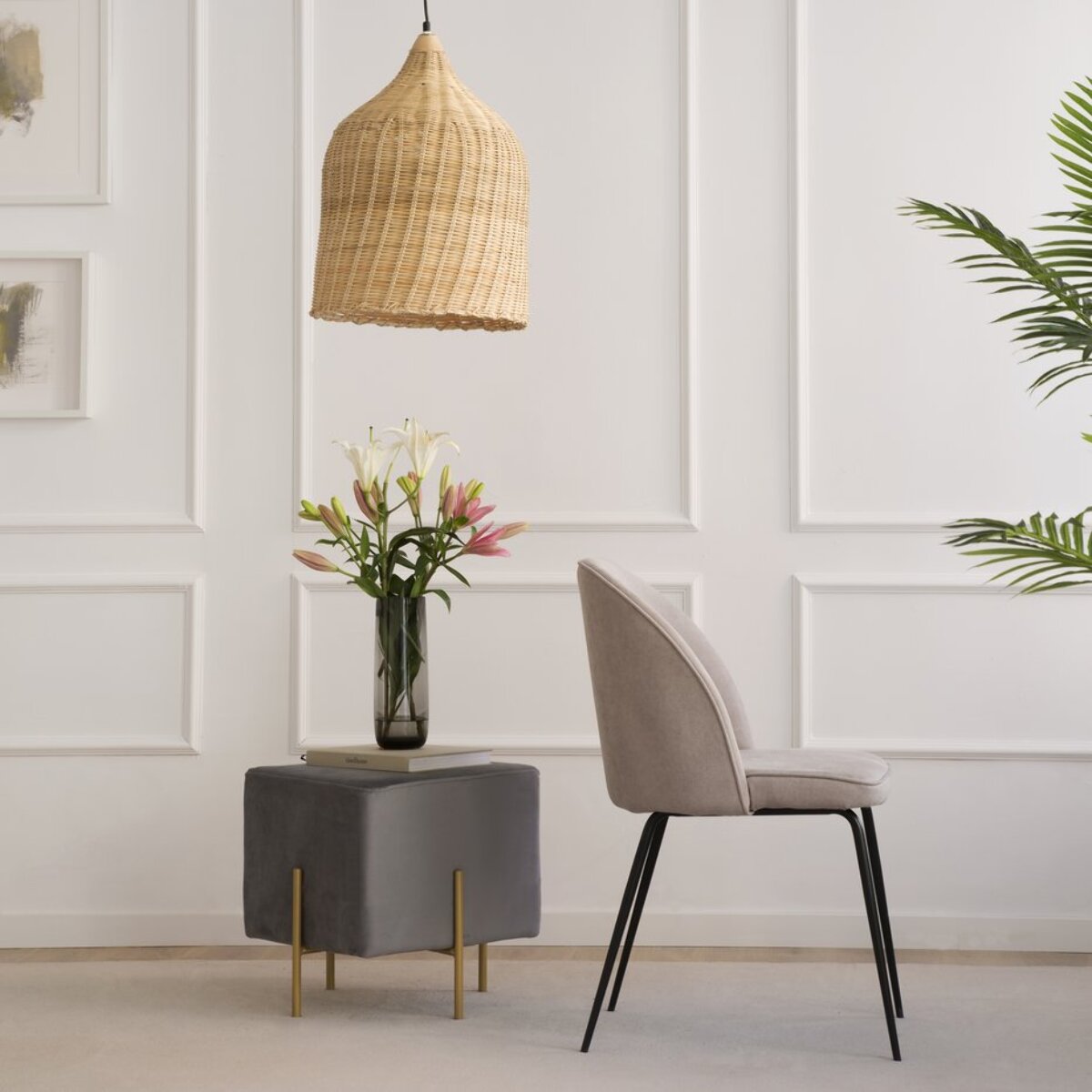 Chaise rembourrée Leivar -tissu. pieds métalliques-couleur beige 48 x 86 x 54 cm