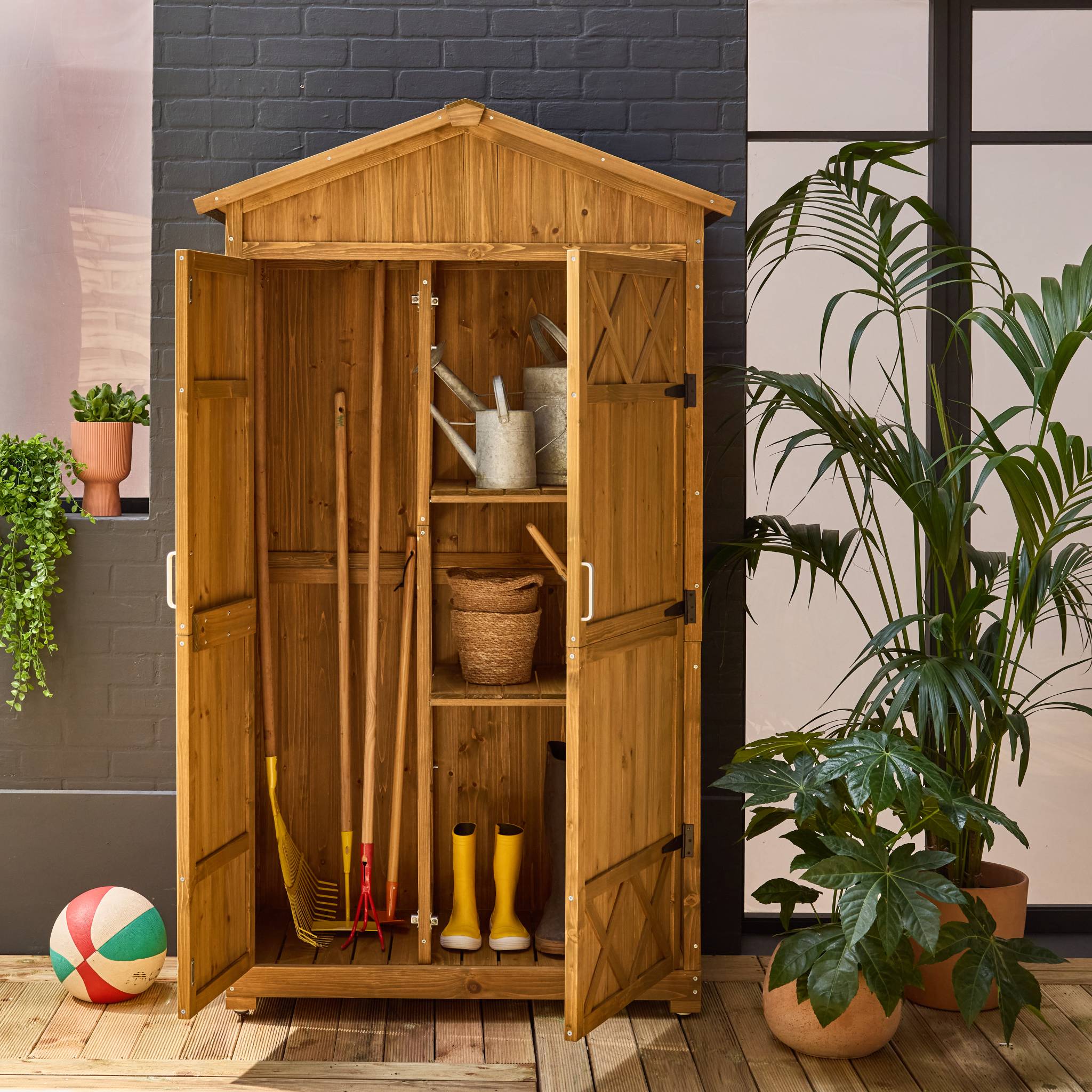 Abri de jardin 105 cm en bois. 6 espaces de rangement. L 105x P 55.5 x H 178.5cm