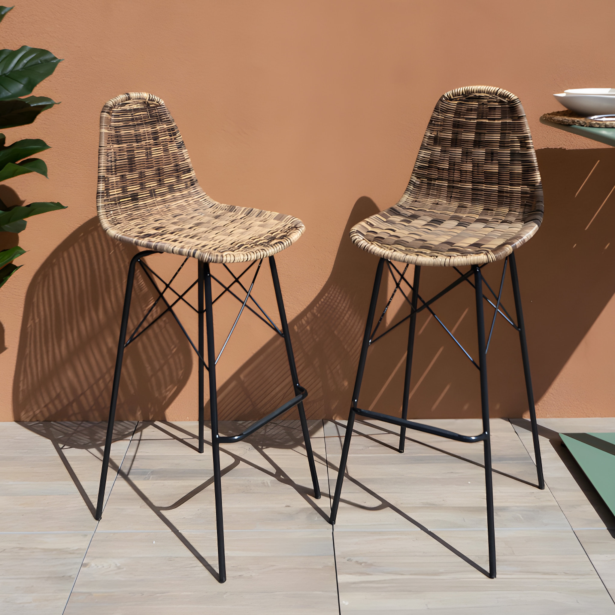 Lot de 2 chaises de bar 76 cm en résine tressée beige - Tiptur