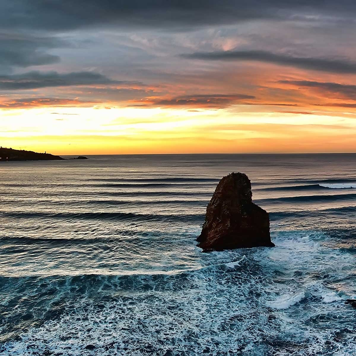 Tableau cadre moderne hendaye les deux jumeaux Toile imprimée