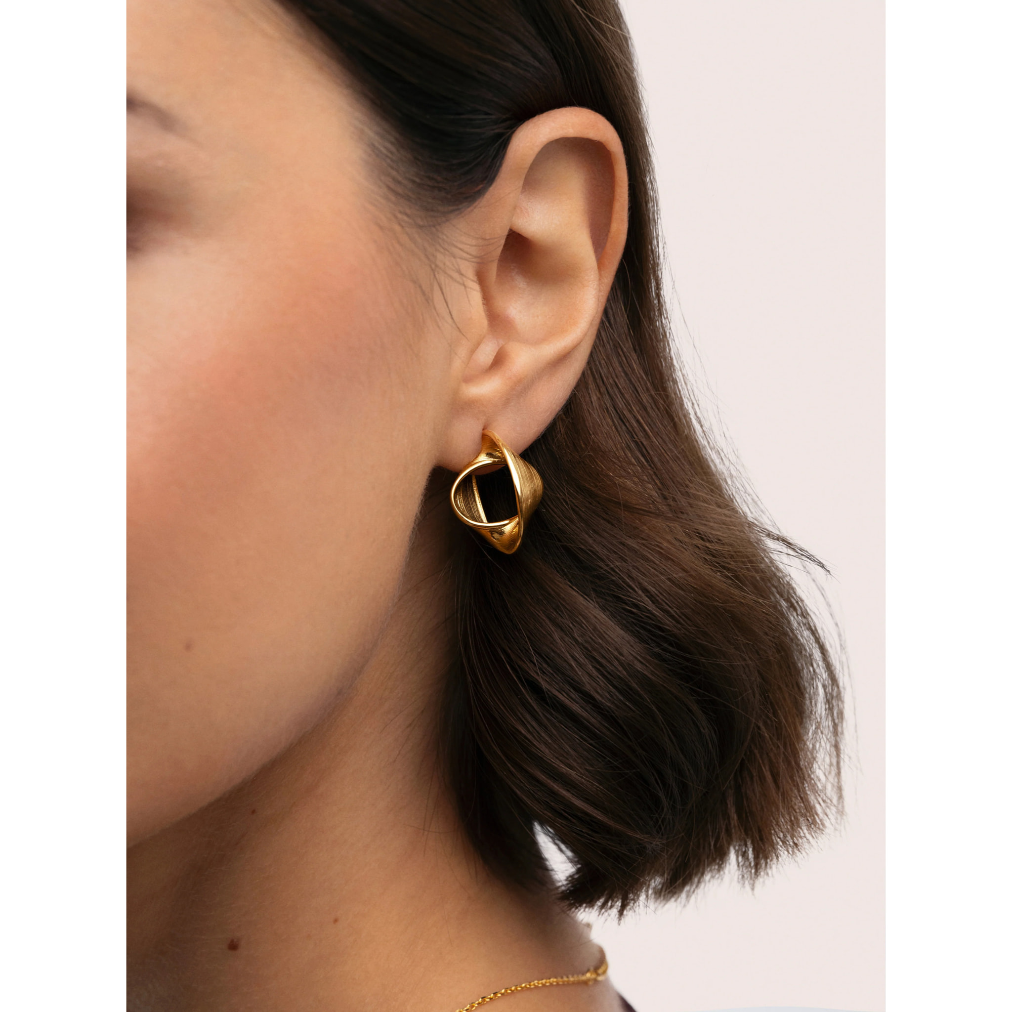 Pendientes Mini Infinito Acero Baño Oro