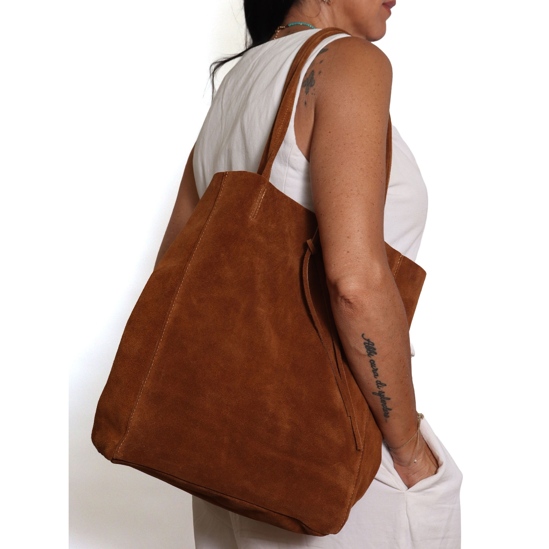 Gave Lux Borsa a tracolla