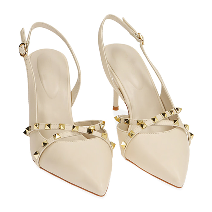 Décolleté slingback borchiate panna, tacco 8 cm
