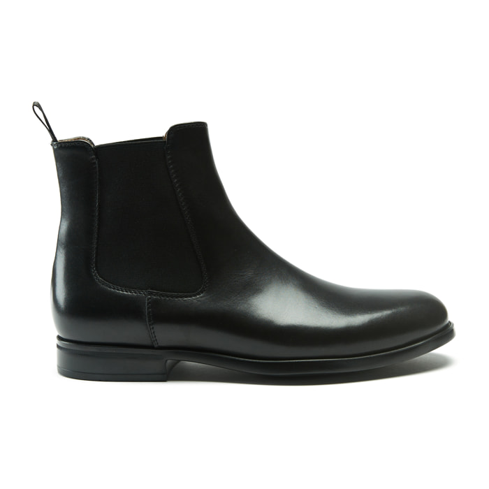 Chelsea Boot British Passport Nero