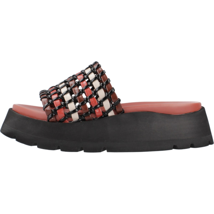 SANDALIAS NOA HARMON 9720N