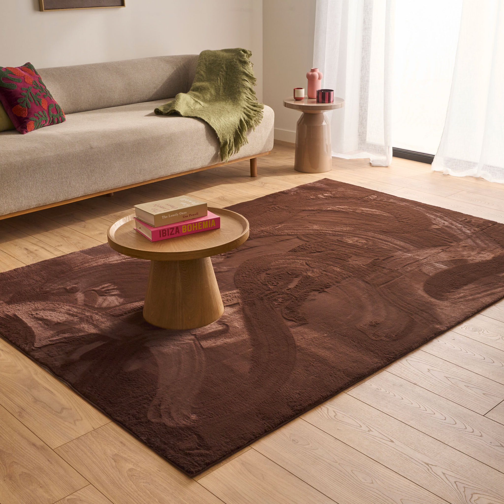 NUBE - Tapis doux et moelleux à poils courts marron - NUB6000MAR