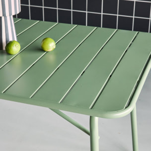 Table de jardin pliante métal 6 places. vert. Amelia. 140x80cm. traitement antirouille. lattes et bords arrondis