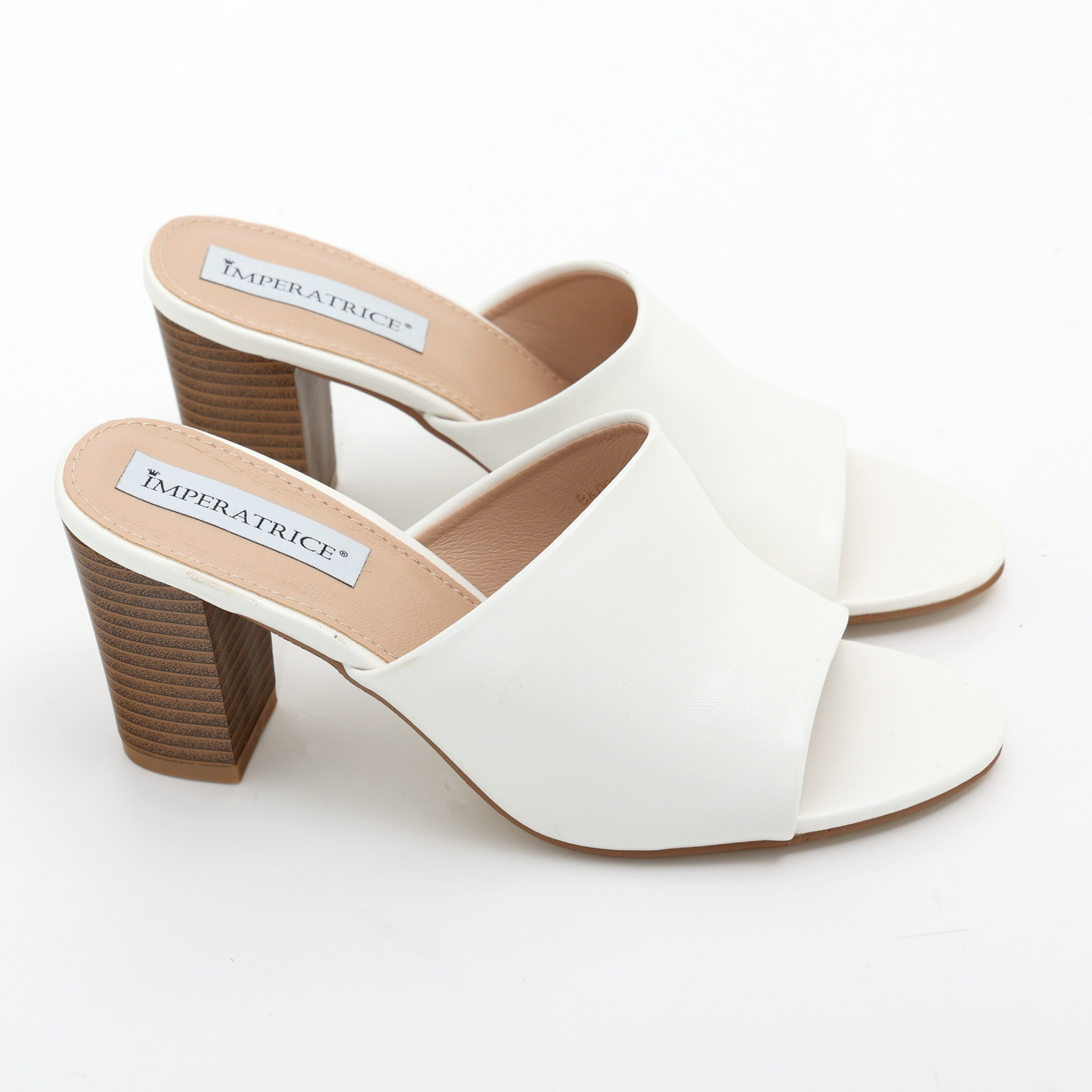 Sandali in simil pelle con tacco alto comodo