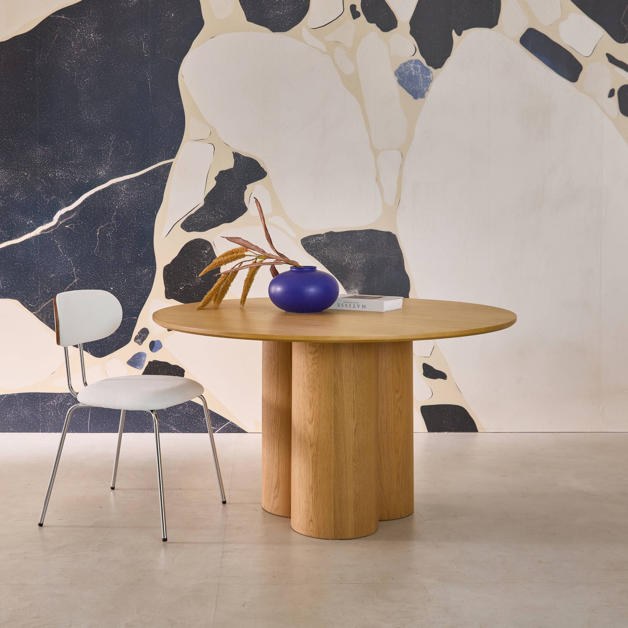 Table à manger ronde bois d'hévéa et placage chêne naturel 4 places 130cm - Leonore