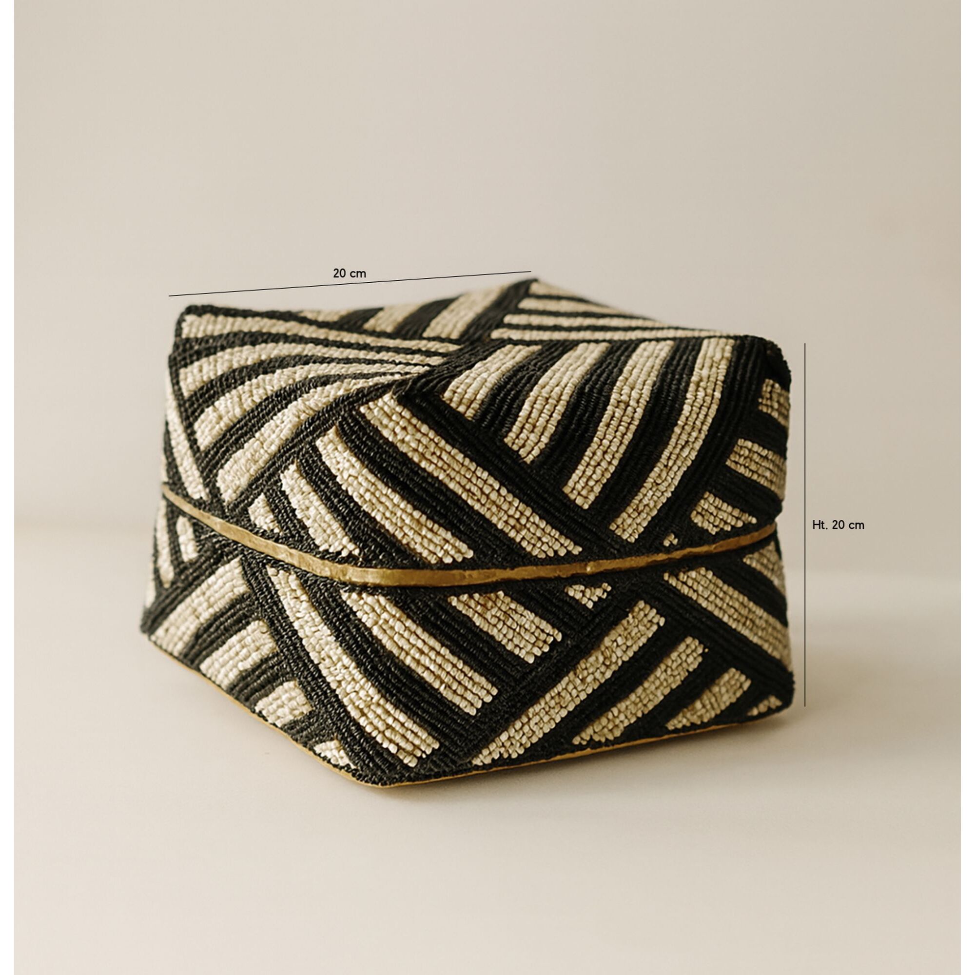 Boite en bambou ornée de perles 20cm BAO