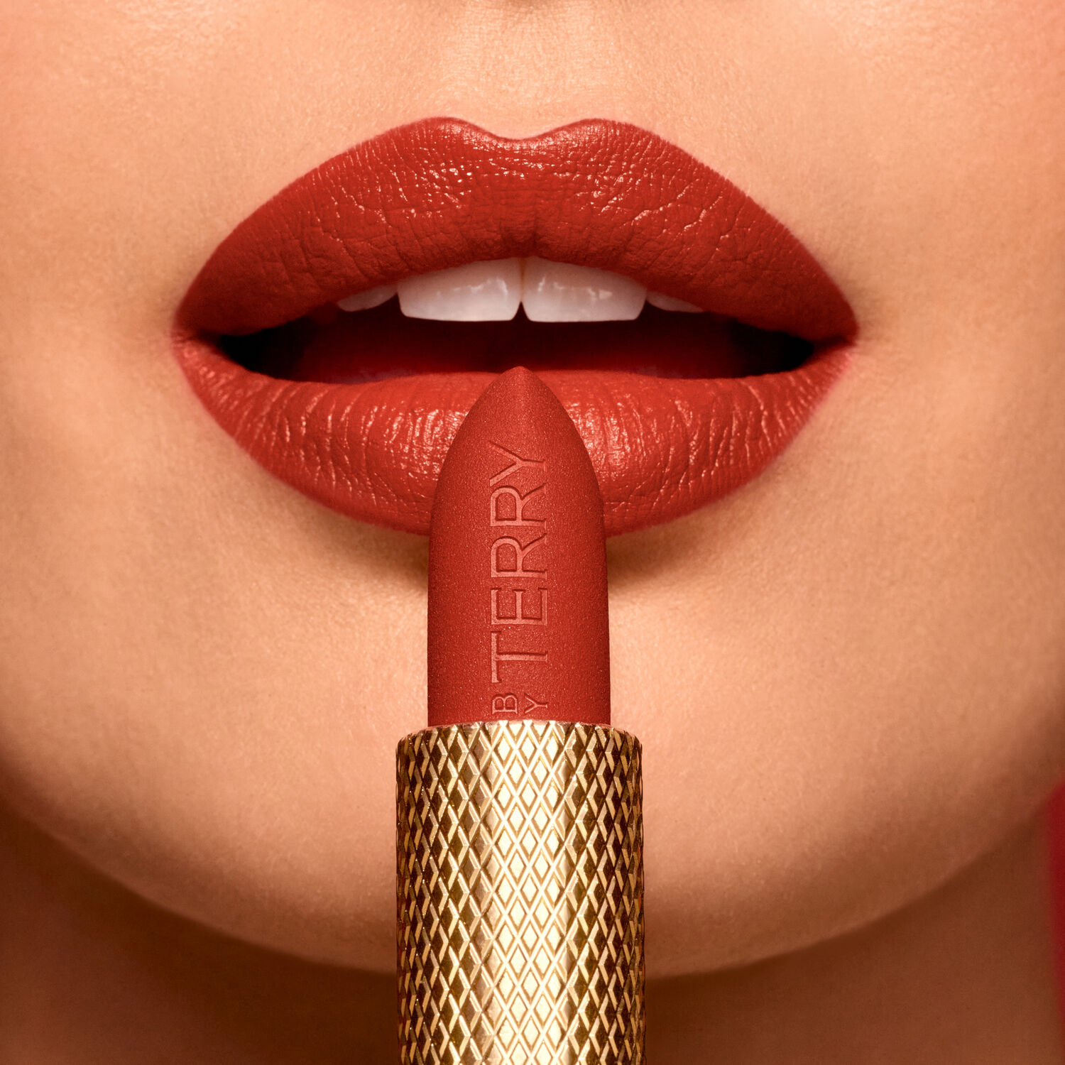 Rouge Opulent - Rouge à lèvres Sérum Hydra-Jeunesse